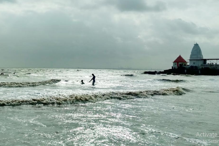 20250912180110-dumas beach.png